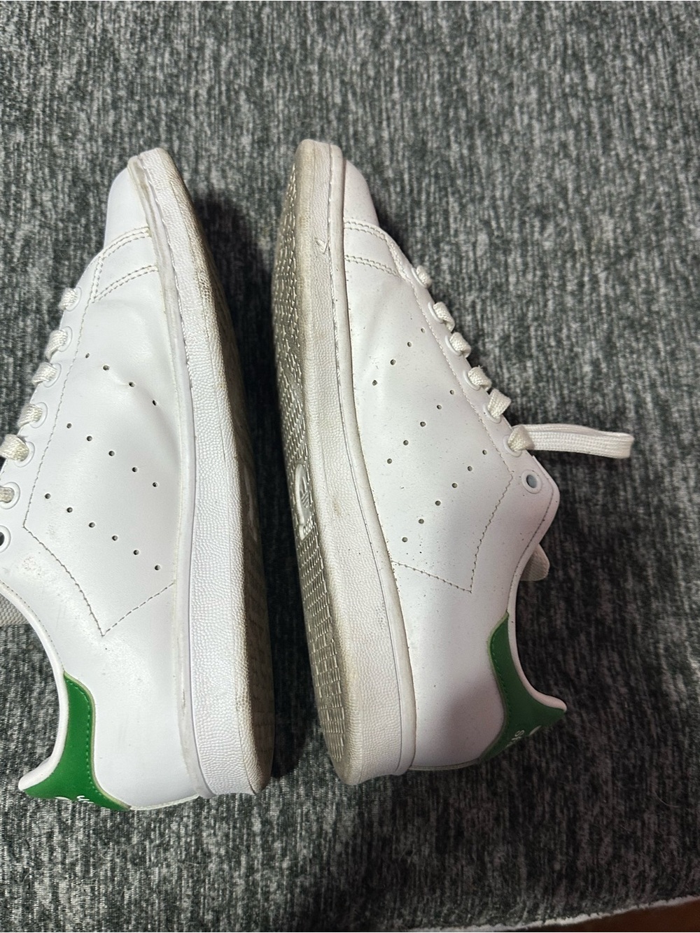 CLOSET CLOSING adidas White Sneakers with Green Logo Detail - Picture 6 of 8